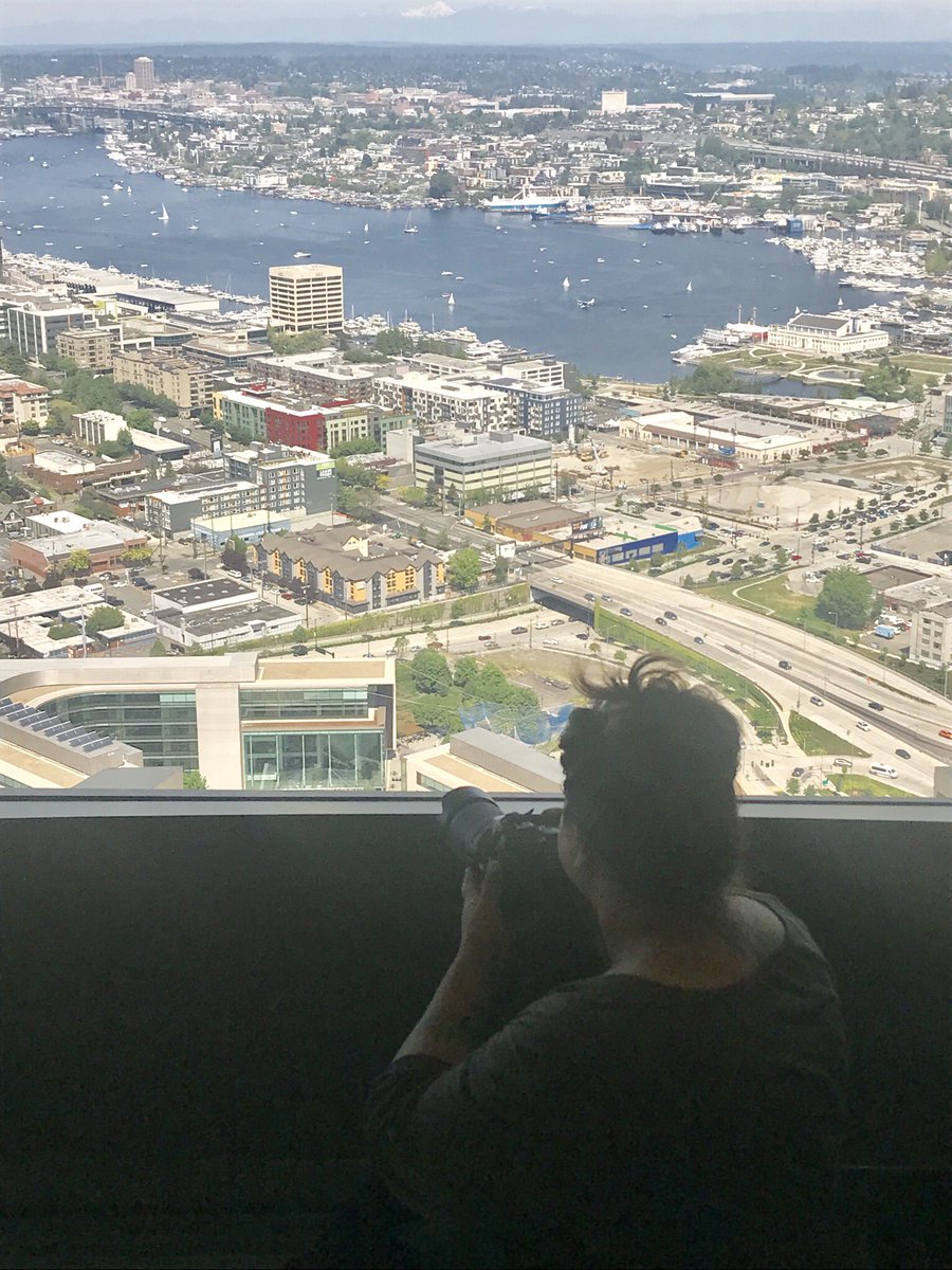 gonzlaur's tweet image. Today @savvynewb is leading us on a #ux lesson around Seattle! 💗 #wocincomputing @Bibhushanaa @faniaeste @njoying @cardina2