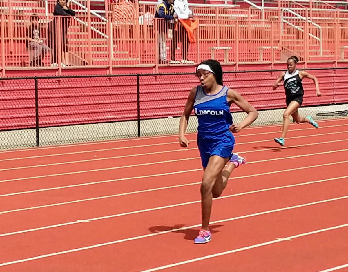 MrIngeTeach's tweet photo. We had tons of great performances on the track today. 2 district champs & 3 school records on the girls' team today:
S. Grady (LJ, 16'3!)
C. Addison (400, 1:03.25!).
School record in the G4x400 - 4:34.02!
#RunLionsRun https://t.co/41LYNYUDdp