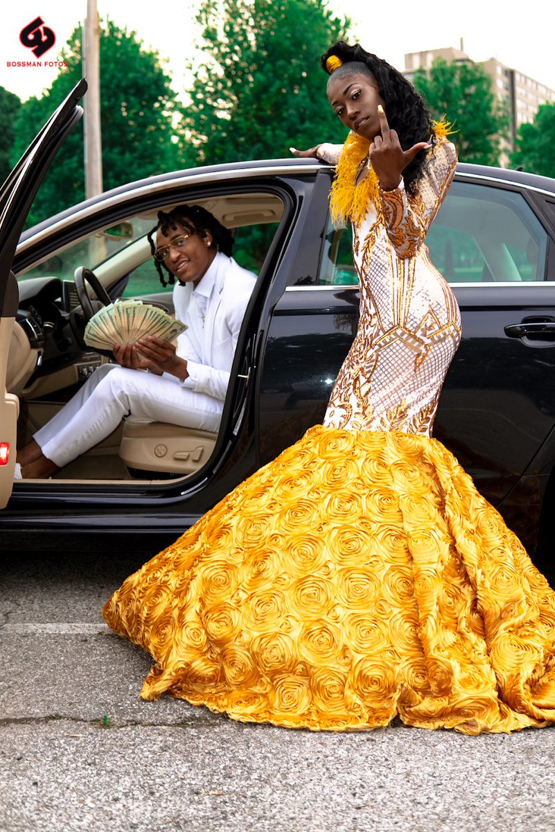 _kabfinessin's tweet image. Prom 2k19 w/ @AbmoeBobb 🔥✨ 
They Went Crazy 💯 #bossmanfotos #hallofprom #prom2019 #prom