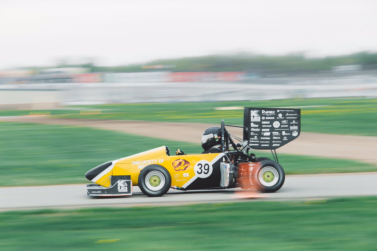 mizzouracing's tweet photo. Car 39 has finished endurance! We had a great spot in the run order after placing 18th in autocross. Will update for final results! https://t.co/BP0VAspq0C