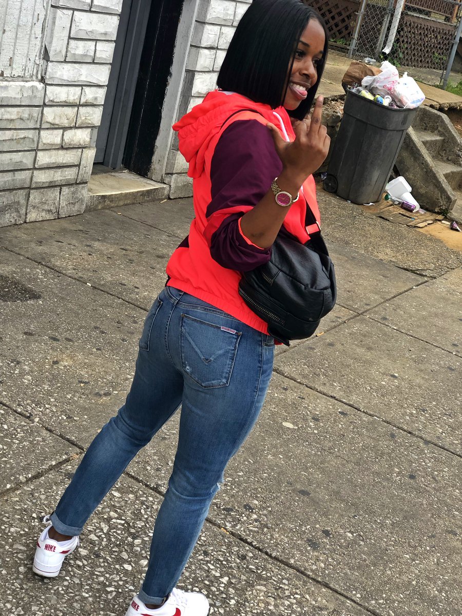 Its_puddoe's tweet photo. Never let a fuck nigga get to me & all my ex bitches ain’t shit to me🥵 #freefu #foreverdarius https://t.co/ZQAhNqFvS3