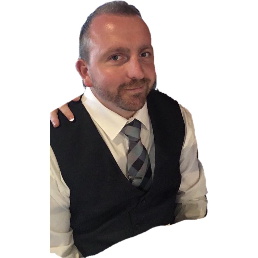 The New Signing Fitting In Well!🏏🍺🦆 #UpTheDucks <a href="/RoyalRoofing_/">Nick Allen</a>