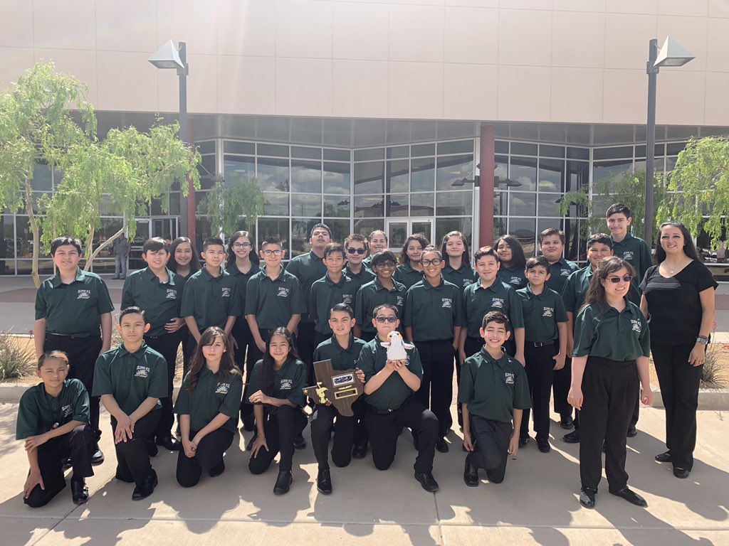 MAcosta_WDSBand's tweet photo. Congratulations to the #StallionBeginningBand on their First Superior Rating at the #SISDBeginningMusicFest today! This is the first of many to come. The   Force is with these young musicians. #ProudBandDirector #SISDFineArts #DreamCreateAchieve #TeamSISD https://t.co/uPDlsUWLwq