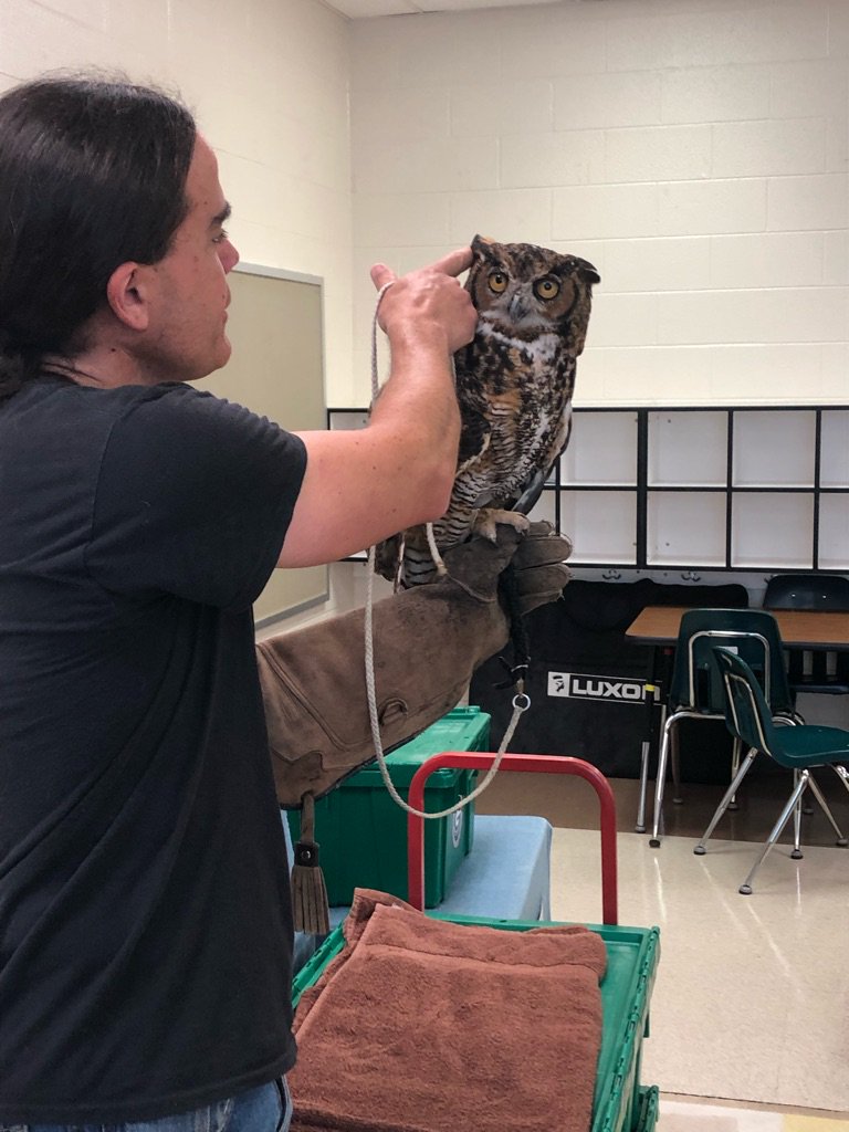 mustangbettini's tweet photo. As we start our animal unit we enjoyed this animal presentation by Sean Poppy !@#lex1empowers https://t.co/h0y1Xaok5G