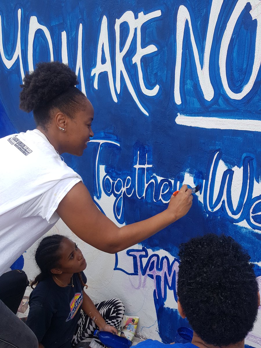 herdopeness_bee's tweet photo. Mental health Beautification project at the Bellevue Hospital @jamhan_ja x @pepsijamaica #ICanCampaign #MentalHealthAwarenessMonth https://t.co/YGeG1yILYo