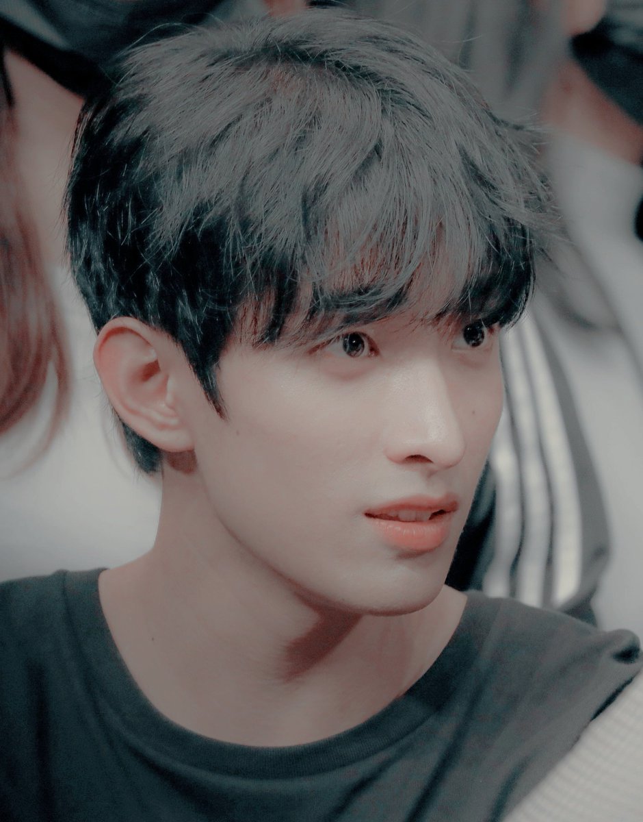 silksunray's tweet photo. 𝐏𝐑𝐎𝐂𝐄𝐄𝐃 𝐖𝐈𝐓𝐇 𝐂𝐀𝐔𝐓𝐈𝐎𝐍:

㌥ hᥱ cᥲn mᥱlt чour ₍♡₎ wıth hıs . .⃗ . pᥱᥲchч lıps ₊ smılᥱч ᥱчᥱs ₊ honᥱч skın 🍡 ownᥱr of  ⃕ #chᥲrmıng_voıcᥱ ᥲnd #sunshınᥱ_vıbᥱs ! smooth₊swᥱᥱt wıth prᥱttч fᥲcıᥲl fᥱᥲturᥱs ᥲnd dᥲıntч ᥲır ᥲbout hım ✨ヾ‧ https://t.co/ewD9y3Xdcv