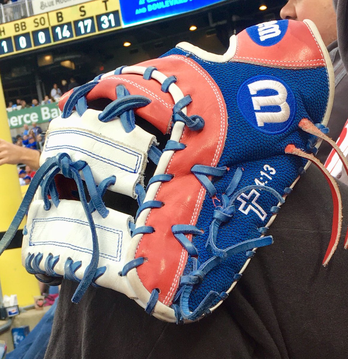 WillmonAmy's tweet photo. @TWilmon is ready for a Harper foil ball. https://t.co/OX2UWRm5e4