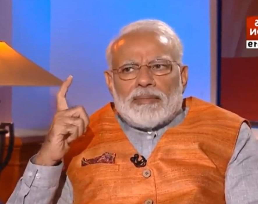 ivaibhavk's tweet image. नासावाले बोलतात की सूर्यावर कोणी जाऊ शकत नाही, मग मी विचार केला की आपण पावसाळ्यात सूर्यावर जाऊ. तेव्हा उन्ह पण कमी असेल...!
#ModiLogic 😂😂😂