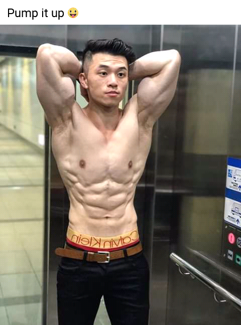 DaffiO's tweet photo. Badanmu akan memenuhi birahiku https://t.co/z1EvE26LMY