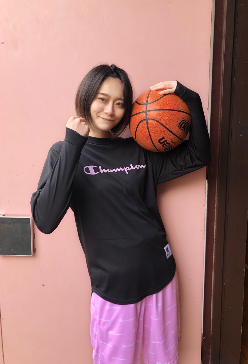 Twitter पर 彩雪 今思えば本当に不思議なんだけど わたし7歳くらいのときからバスケ したいってずっと言ってて 今でも続けてるんだよな 父も妹も弟もバスケしてて 実家帰るとみんなで1on1とかシュート勝負するの凄い好き Twitter पर 彩雪 今思えば本当に不思議なんだけど わたし7歳くらいのときからバスケ したいってずっと言ってて 今でも続けてるんだよな 父も妹も弟もバスケしてて 実家帰るとみんなで1on1とかシュート勝負するの凄い好き