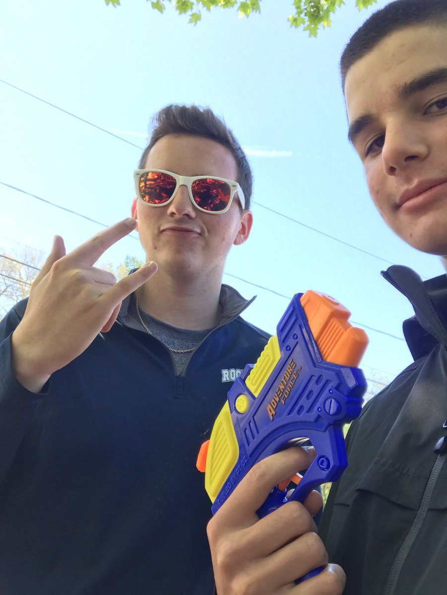 RHS_assassin19's tweet photo. John is out :( https://t.co/OICXDG5n4W
