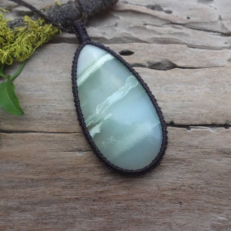 IrinaM8877's tweet photo. Massive green stone Serpentine pendant necklace / Heart Chakra Calming healing Stone necklace green gift idea for wife beauty necklace https://t.co/FjVcq5EvBH #jewelry #necklace #green #birthday #brown #unisexadults #stone #greenchakra #chakranecklaces https://t.co/5eOSTXUz65