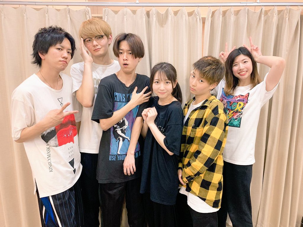 800GT1's tweet photo. 『ハニカム学園～ハッピーラヴァーエモーション～』
脚本・平松 里菜
演出・積 圭佑
♥️あらすじ♥️
いよいよ高校3年生！山田(松田)は片思い中の女子、藤田(大崎)と恋人同士になるべく、友達を巻き込みあの手この手で大奮闘！一方の藤田も実は山田に恋をしていて…
青春溢れるドタバタラブコメディー！ https://t.co/WZvvM35Eva