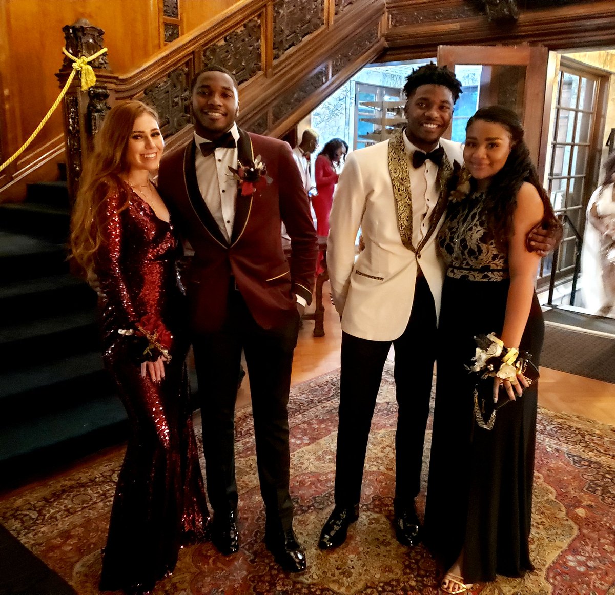 radaugherty's tweet photo. Thank you to @MarianUniv for hosting our @BDU_Scholars 2019 Prom! Allison Mansion is beautiful and they are enjoying every minute if it! @BDUtv_News https://t.co/NVQs3p6Jnp