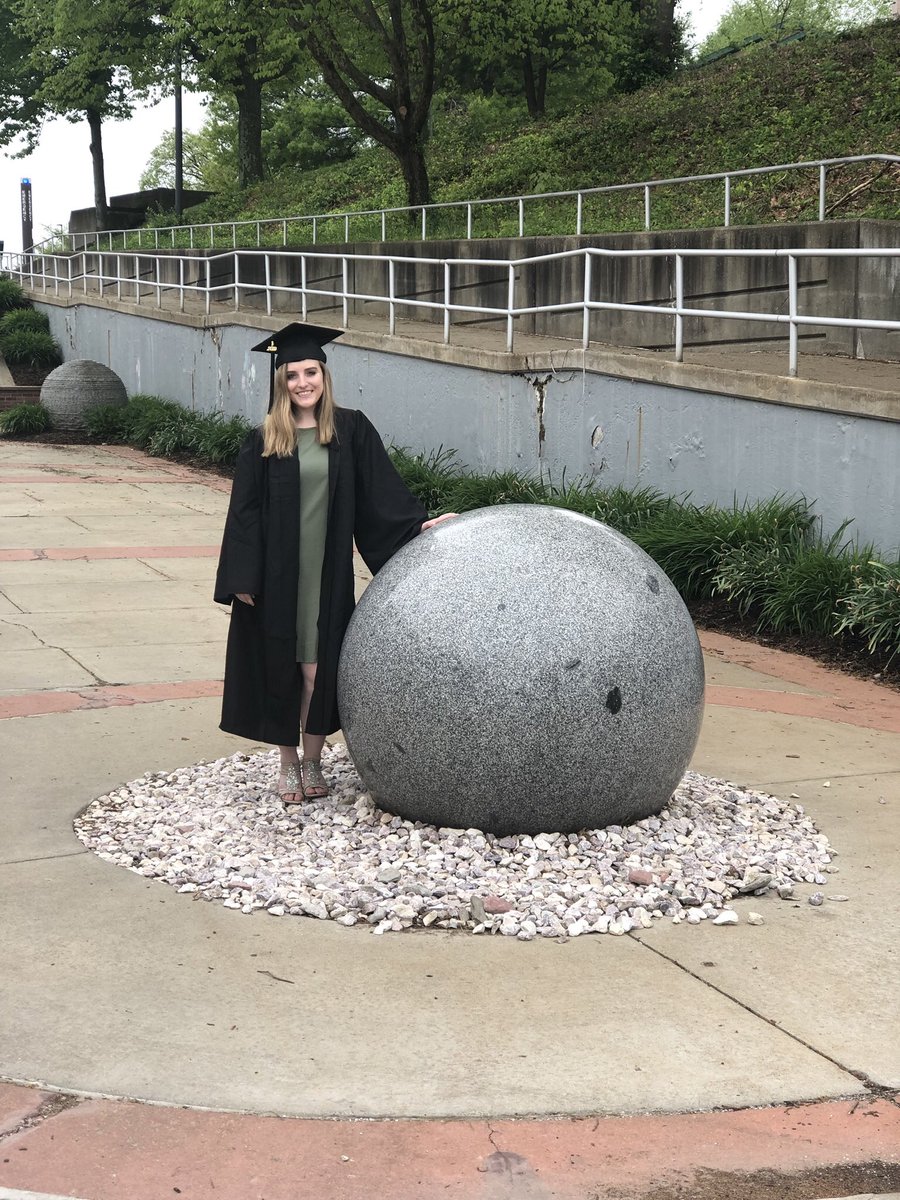 ShannonGO04's tweet photo. I did it! 👩🏼‍🎓 https://t.co/lleHT3bkPs
