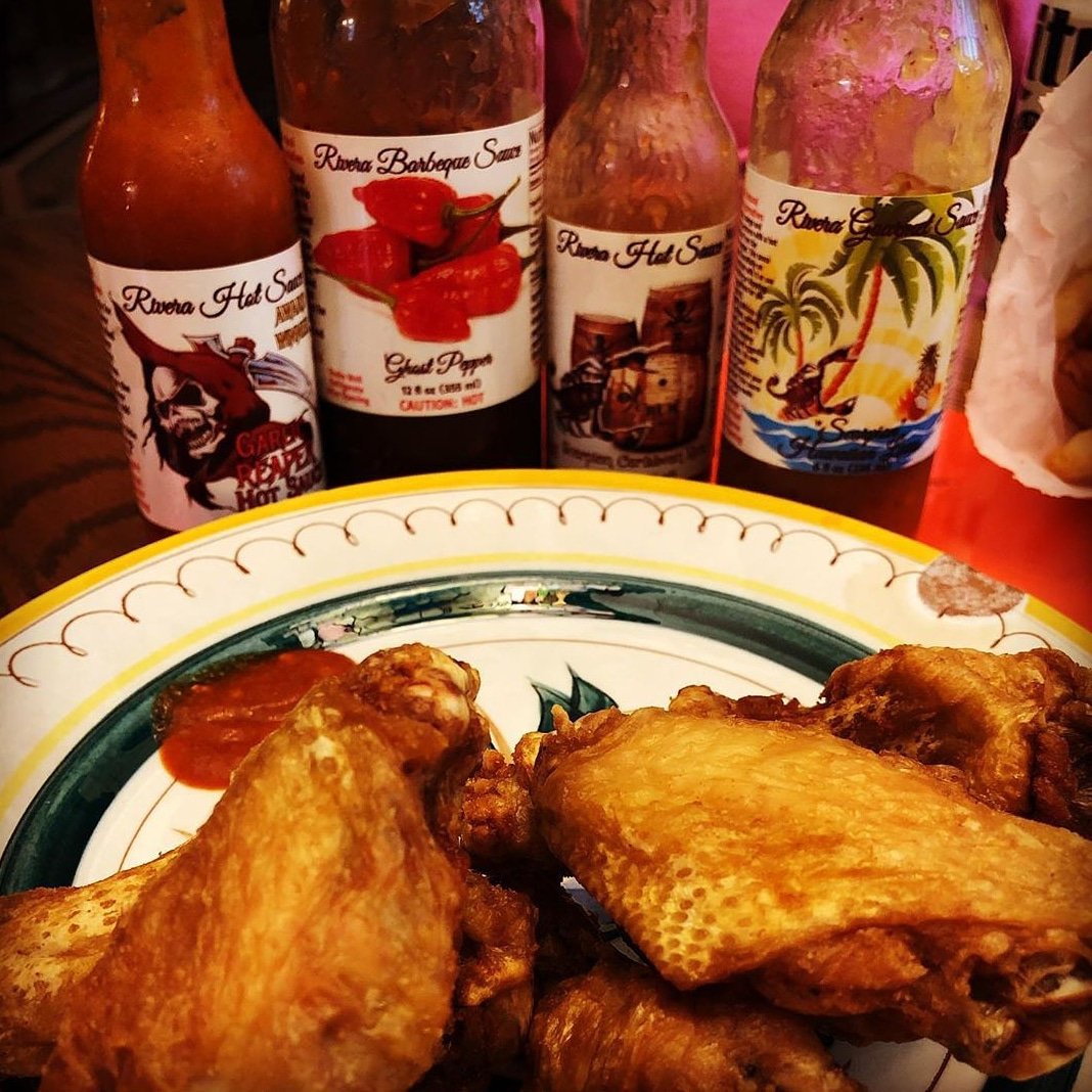 riverahotsauce's tweet photo. The only reasons I only get dry wings - Jay #riverahotsauce #reaperpepper #scorpionpepper #ghostpepper #hotsauce #wings 📸: Jay Myers https://t.co/RRtaP13GA3