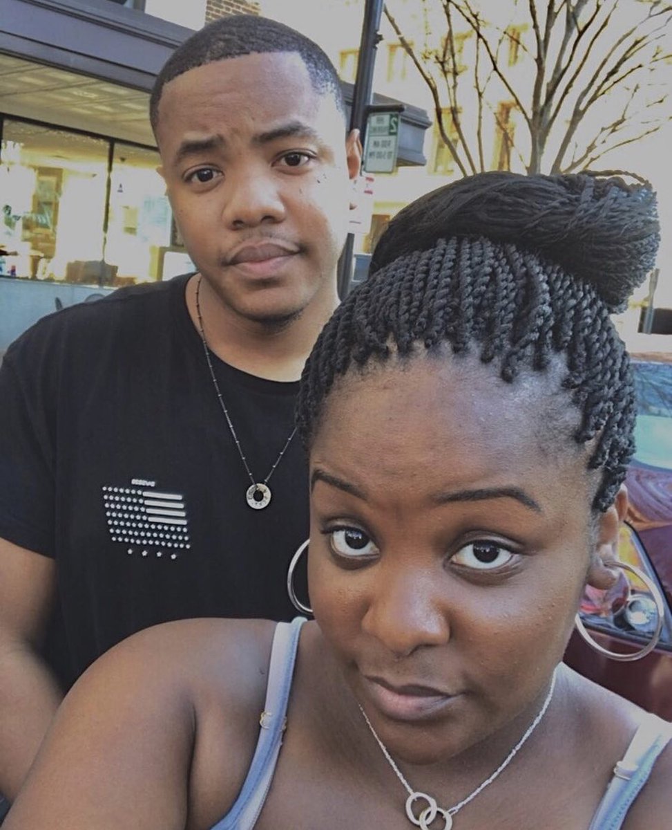 bkirkwhite's tweet photo. how she only 31 and she a savage? ๐ #ADay2019
Yaโll send @A_MarieWhite every birthday wave that exists. ๐ #KirkLife
Love you suh! #DipsetLife https://t.co/zeU7hIf5QL