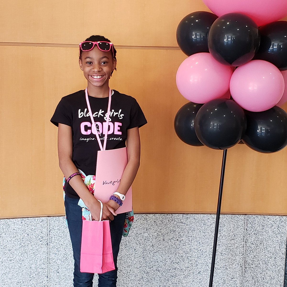 This is the face of a #FutureTechBoss AFTER she spent the entire day building electrical circuits & coding! Do y'all see that smile tho! I CAN'T thank you enough @blackgirlscode  @volunteerBGCLA & @6gems ! #BlackGirlsCode #BGCLA #BlackGirlMagic #STEM #STEAM #GirlsInTech #coding