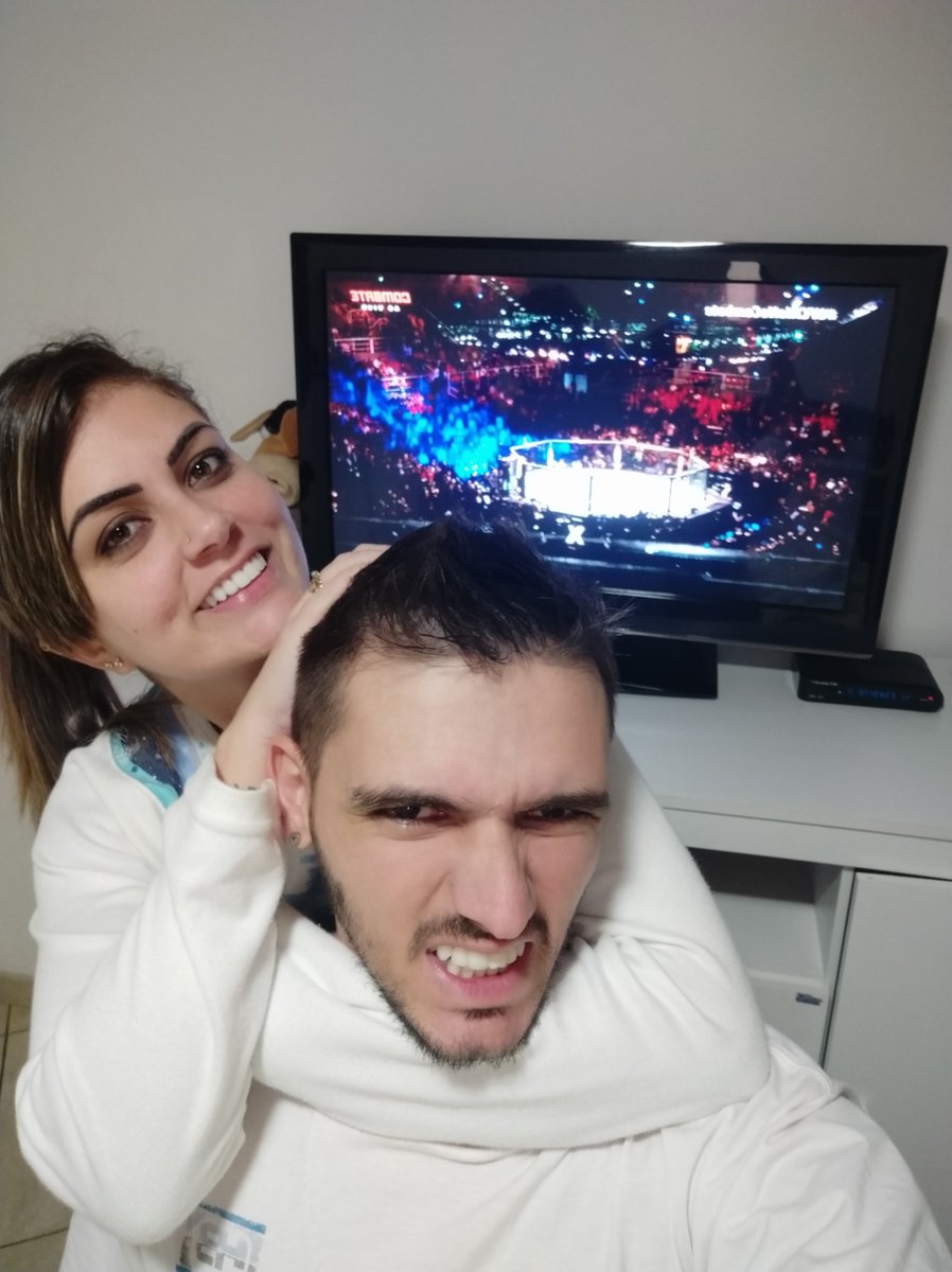 GallMayara's tweet photo. #UFCRioNoCombate https://t.co/IYzr6G6Jo2