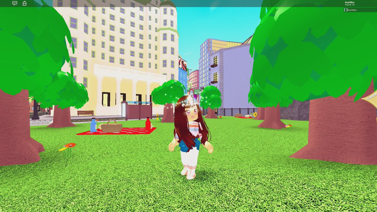 Kayla On Twitter Guess Who Got A Rare Crown In Robloxia World This Girl If You Guys Play It Use Code Kay For 500 Free Coins And 50 Free Gems Https T Co Ltntgbo0pp Https T Co Qj2ofr1gxs - how to buy a home in robloxia world