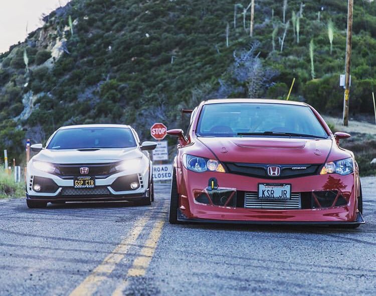 Streetcar_honda's tweet photo. #honda #civic #fd2 #fd2r #fk8 #typer #mugen #mugenrr #feels #spoonsports #carbon #k20a #vtec #jdm #jdmjapan #jdmgram #kseries #kseriesonly #stance #advanracing #advangt #stoptech #brideseats #voltexracing #hondanation #projectimport #godspeedproject 
•
•
•
Cr. 🚘 : @bigredksr https://t.co/xXEZR2lp4y