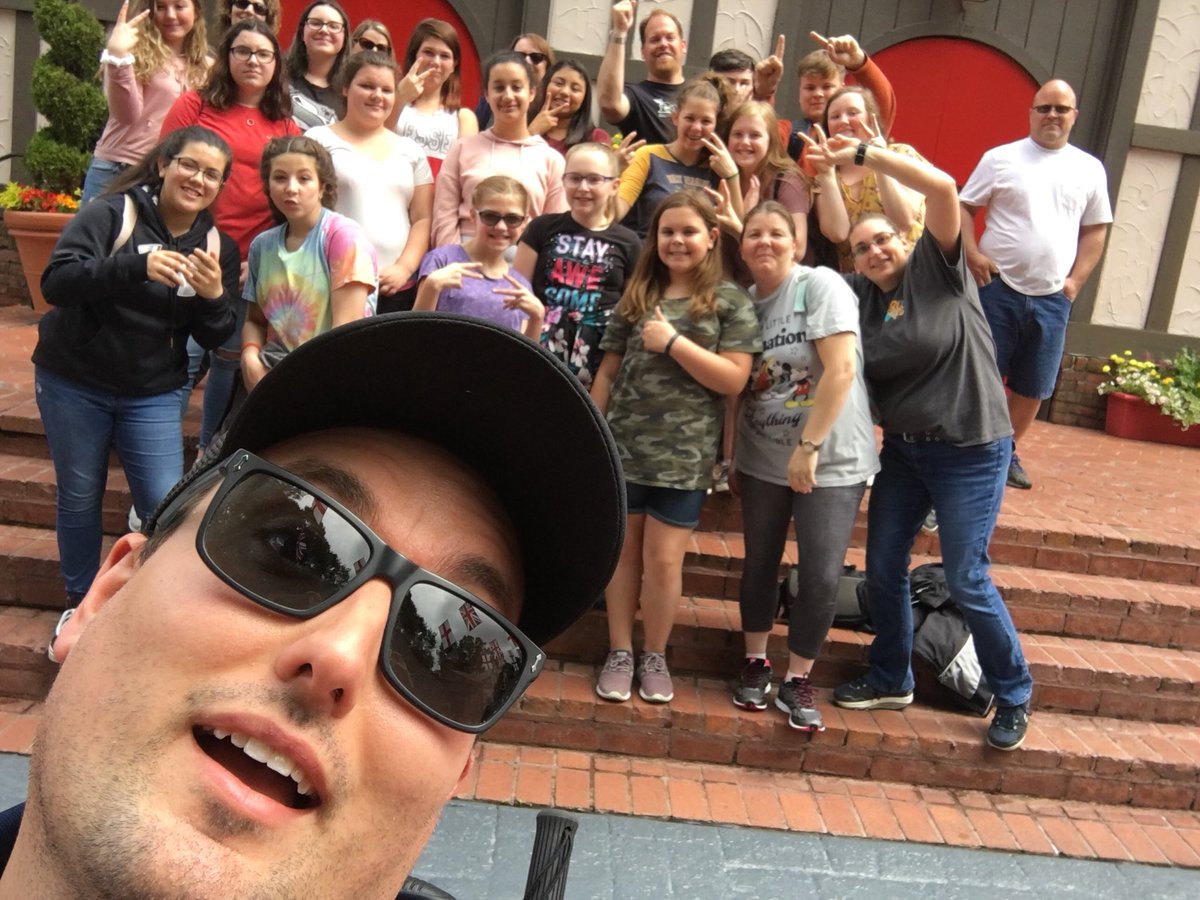 The weather wasn’t perfect, but we had a great day at Busch Gardens! Thank you to all of the students and chaperones who made the trip awesome. #SMMSChoirTrip2019 #GottaTeachMrRuqusHowToSelfie