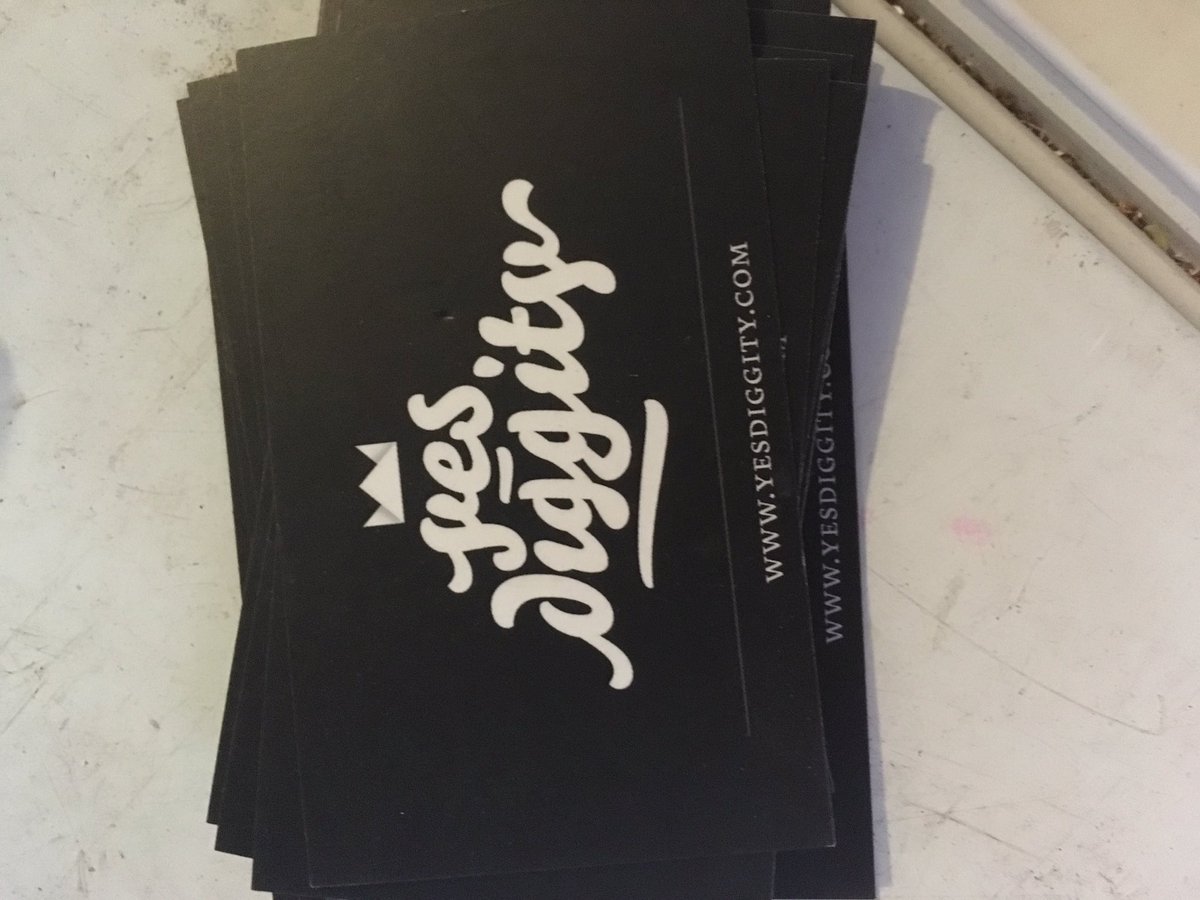 QuiteRamblings's tweet photo. @BigBabySteezus clearing out the shed found a stack of business cards. https://t.co/mN3v5lUUf1