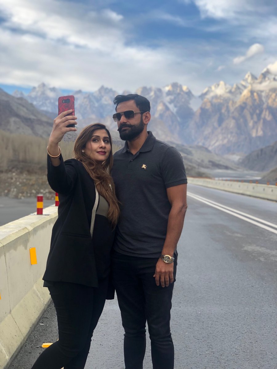 Pakistani cricketer Muhammad Hafeez with his wifey at a wedding. 📸:  @opmshoots #MuhammadHafeez, image size:900x1200