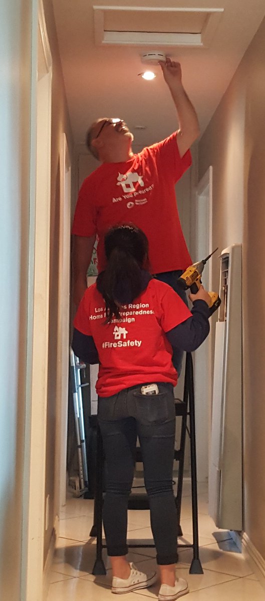 jane3000b's tweet photo. Sound The Alarm Event in Long Beach today.  Helping to save lives installing smoke alarms and educating families on fire safely and earthquake preparedness.  #redcrossLA https://t.co/aO3Z5kdfzB