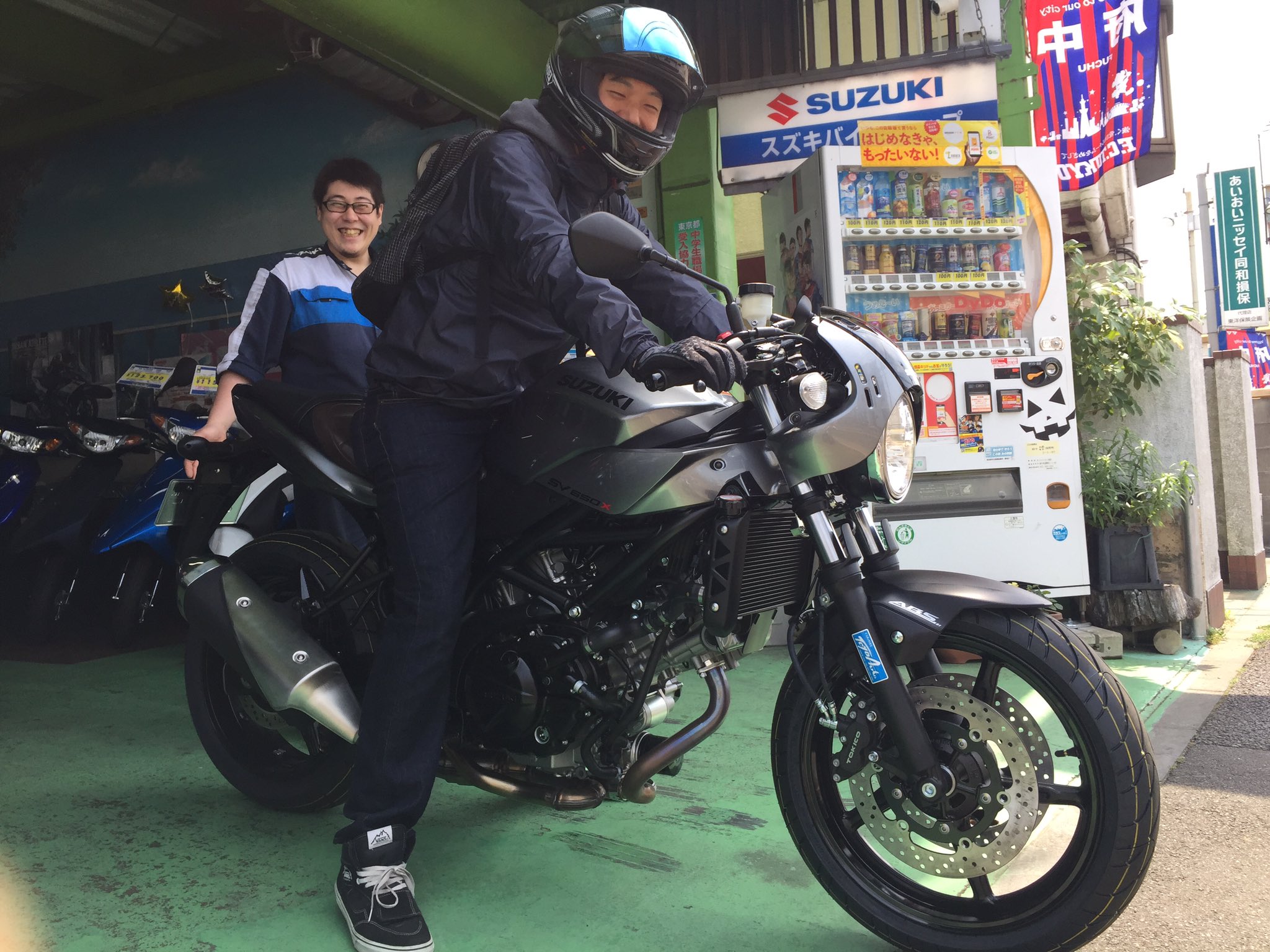 トーヨーオート Toyoauto 東洋 スズキsv650x かっこいい エンジン音たまらないです 本日天気も良く最高の納車日和 慣らし終わりましたら 一緒にツーリング行きましょう 今後ともよろしくお願いします Sv650x エンジン音最高 トーヨー