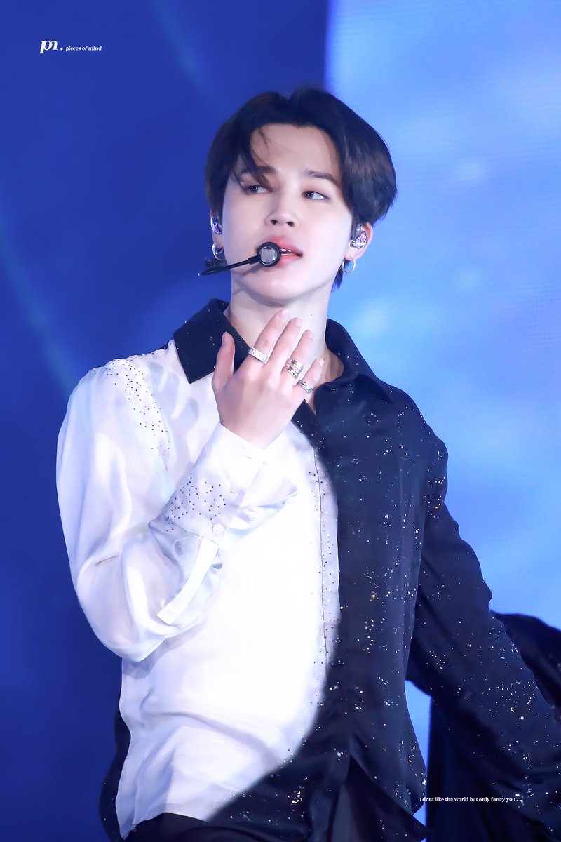 piecesofmind_jm's tweet photo. #JIMIN #지민 @BTS_twt 190511 https://t.co/fApVwQFhP3