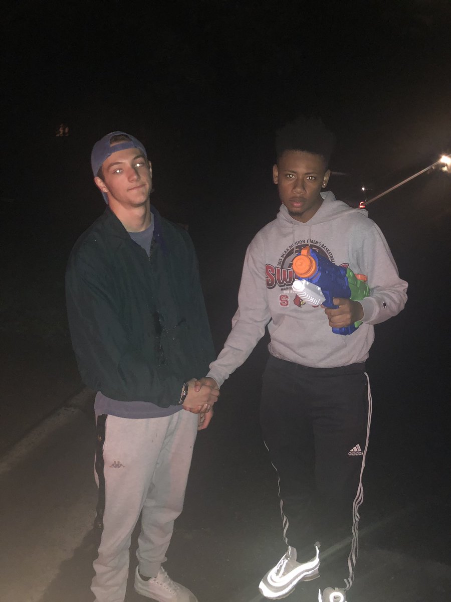 Assassin2019Ghs's tweet photo. Marrell Capers is on fire with his THIRD kill in the past 24 HOURS &amp; only minutes to spare before the end of round! Austin Pitts is done for 😵 https://t.co/heijsJ9DOp