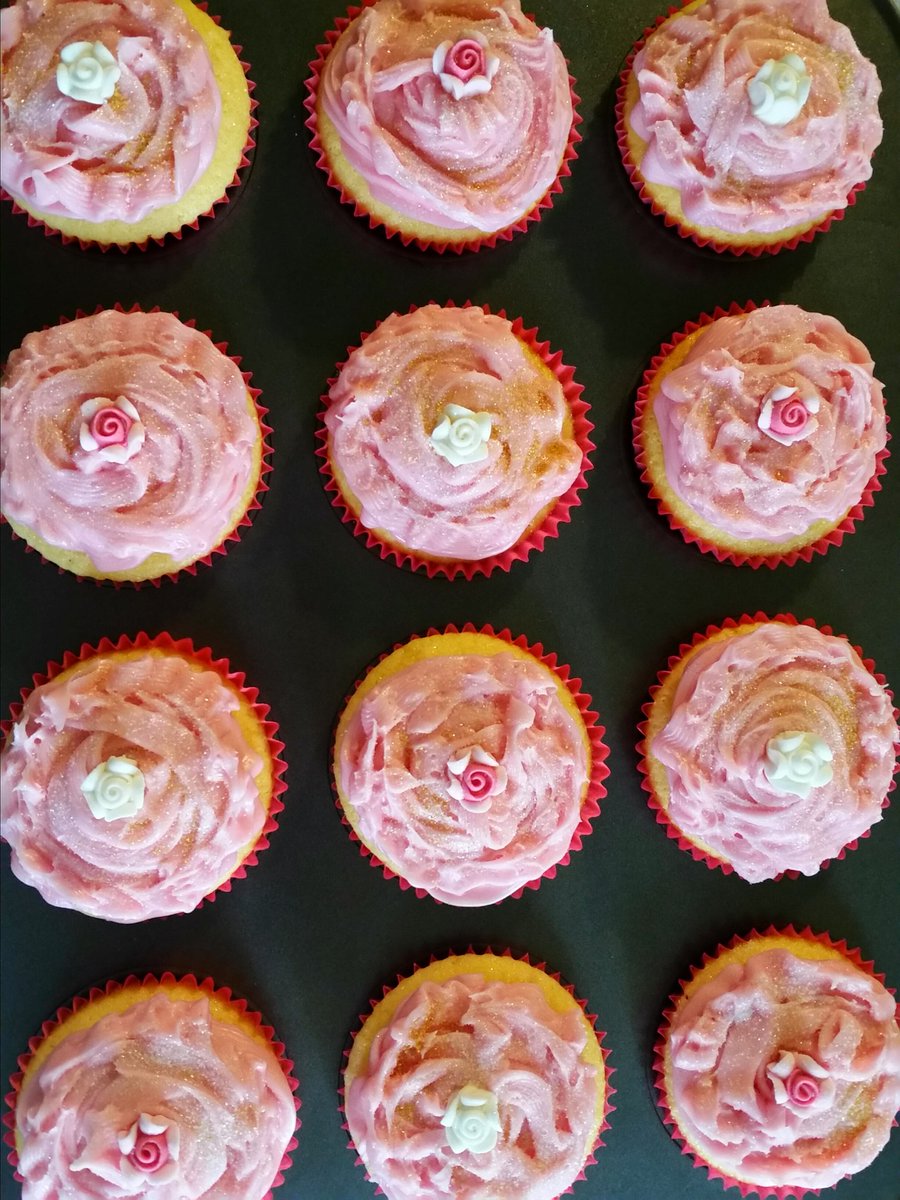 grech_samantha's tweet photo. 24 Pink Mother's Day/Niece's Ashlee's 20th Birthday Cupcakes done. Added a little sparkle along with a heap of Love. #Homemade #HappyMothersDay #Happy20thBday #PinkOverload https://t.co/Mq9csOsp1s