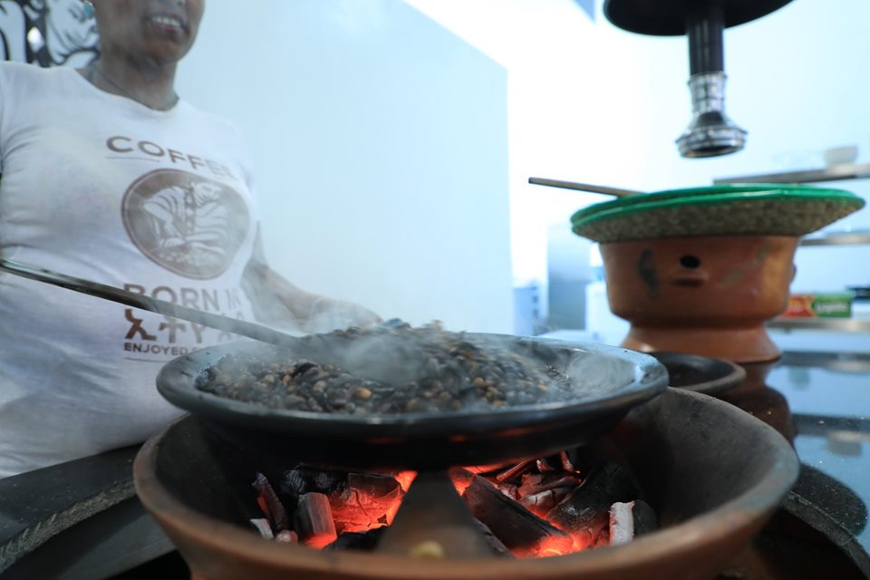 BethlehemAlemu's tweet image. "The world shouldn't think that in Ethiopia we can only harvest coffee , but that we are a culinary culture full of creative ideas." Thank you to Switzerland's @NZZ Neue Zürcher Zeitung News   nzz.ch/wochenende/ges…