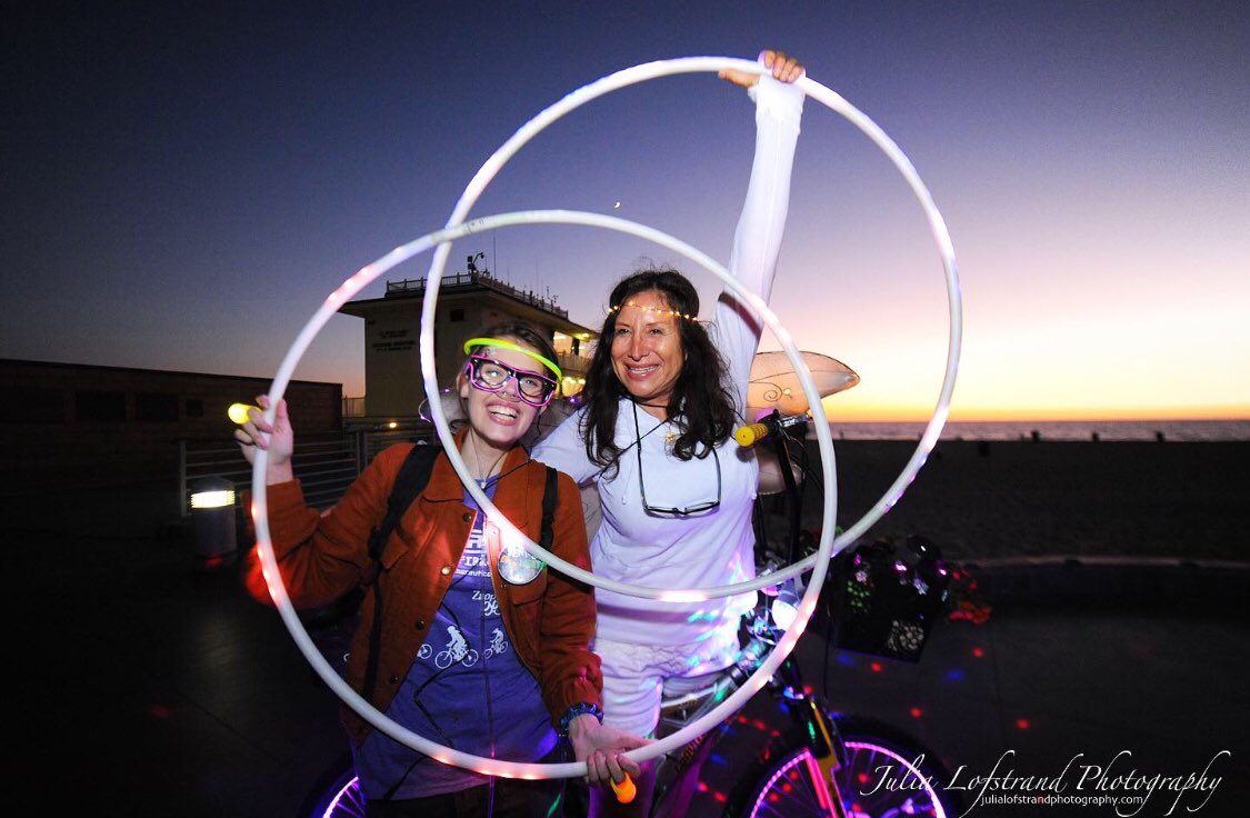clairewineland's tweet photo. Find your light in the dark.
📷 @julialofstrand https://t.co/X7AhqfllWg
