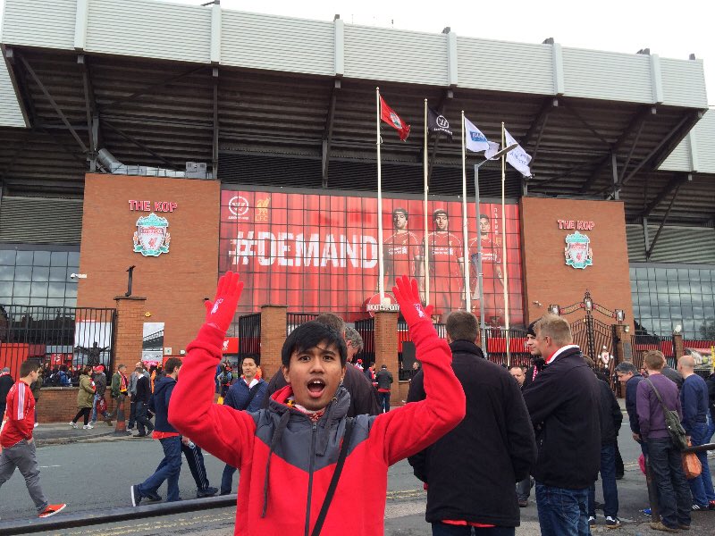 jojosuherman's tweet photo. 2014. Pertandingan terakhir Liga Inggris. 
Nyaris juara, gagal karna city menang.

Semoga malam ini gak keulang. Tapi semoga ya cuma semoga... :') https://t.co/XzTmGrh7cy
