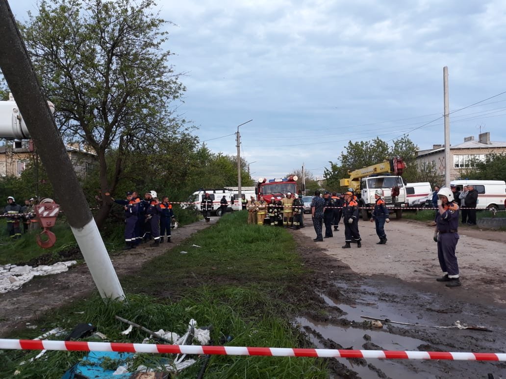 взрыв газовой плиты. газ в каменском. багем 71105. газ в каменском. взрыв газа в многоквартирном доме зимой.