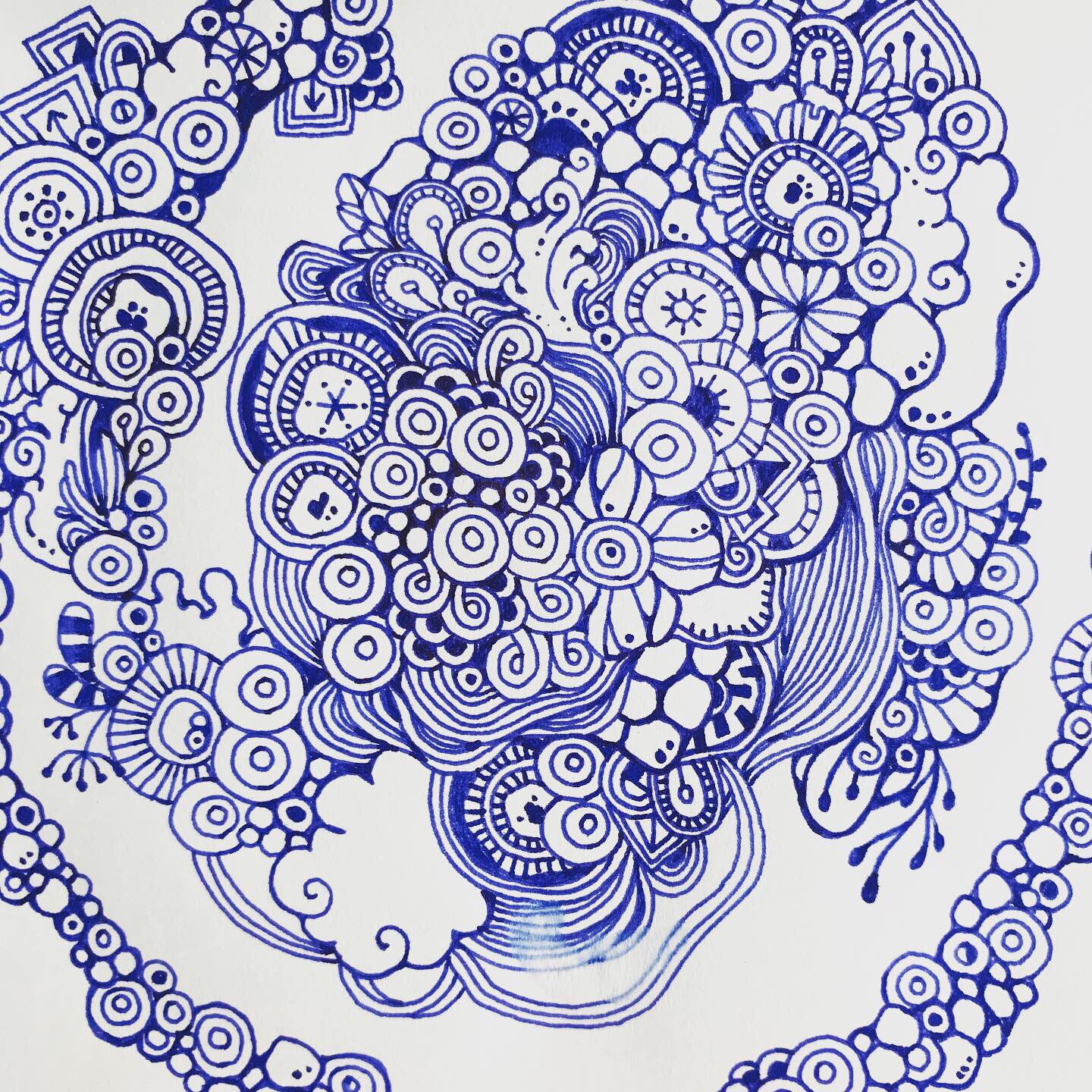 Miya ひたすら模様を描く人 Drawing Doodle Zendoodle Zentangle Zenart Penart Textileart Patternart Pendrawing Lineart Freehand らくがき ゼンタングル ペン画 テキスタイルアート パターンアート フリーハンド 線画 抽象ペン画