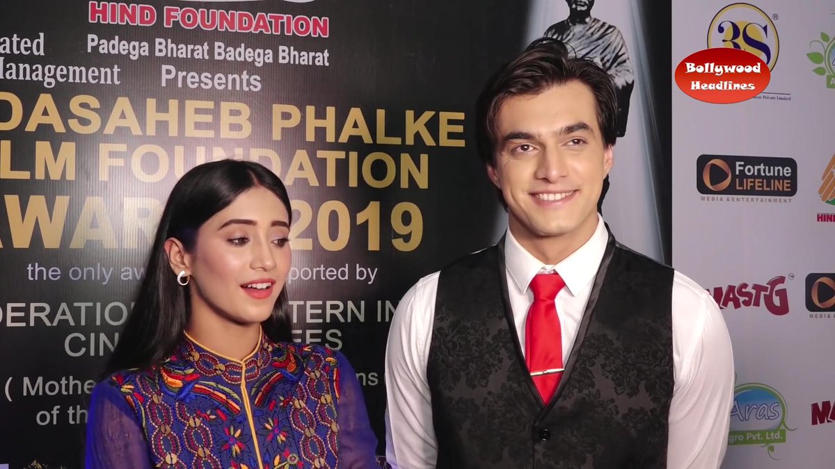 Hum, we & us-Whether talking about work or their mother's day plans, it's always hum. Not me and you.Btw, if you know that you both have plans for your moms, I'm pretty sure you know what they are. But ok, pretend cuz private couple.  #yrkkh  #kaira  #shivin  #shivinfeels