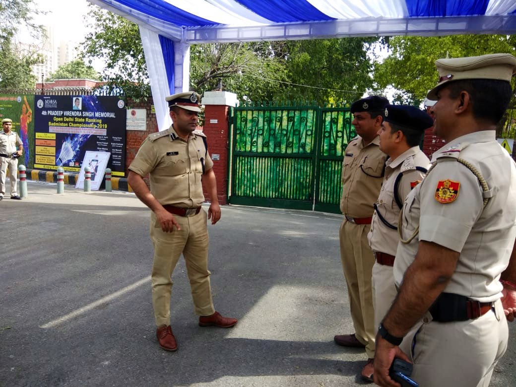 IPSMadhurVerma's tweet photo. Supervising police deployment and arrangement of  prestigious #NewDelhi constituency.
#VoteFearlessly #VoteEthically
#DelhiVoteKar https://t.co/u85VHyHtxR
