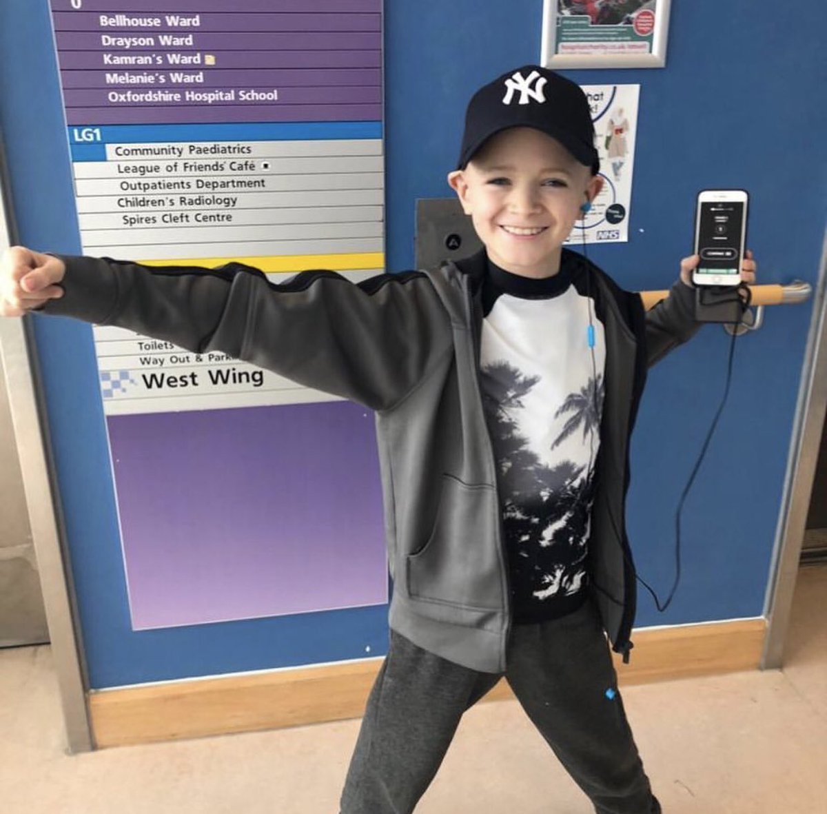 Friday Was the last chemotherapy session. Harry’s last brain MRI scan was free of cancer so now off to Barcelona for the 8HB/Omburtamab trial under Dr Mora, starting on 3 June. Nina and Russ send their heartfelt thanks to you all for your support and love 💙