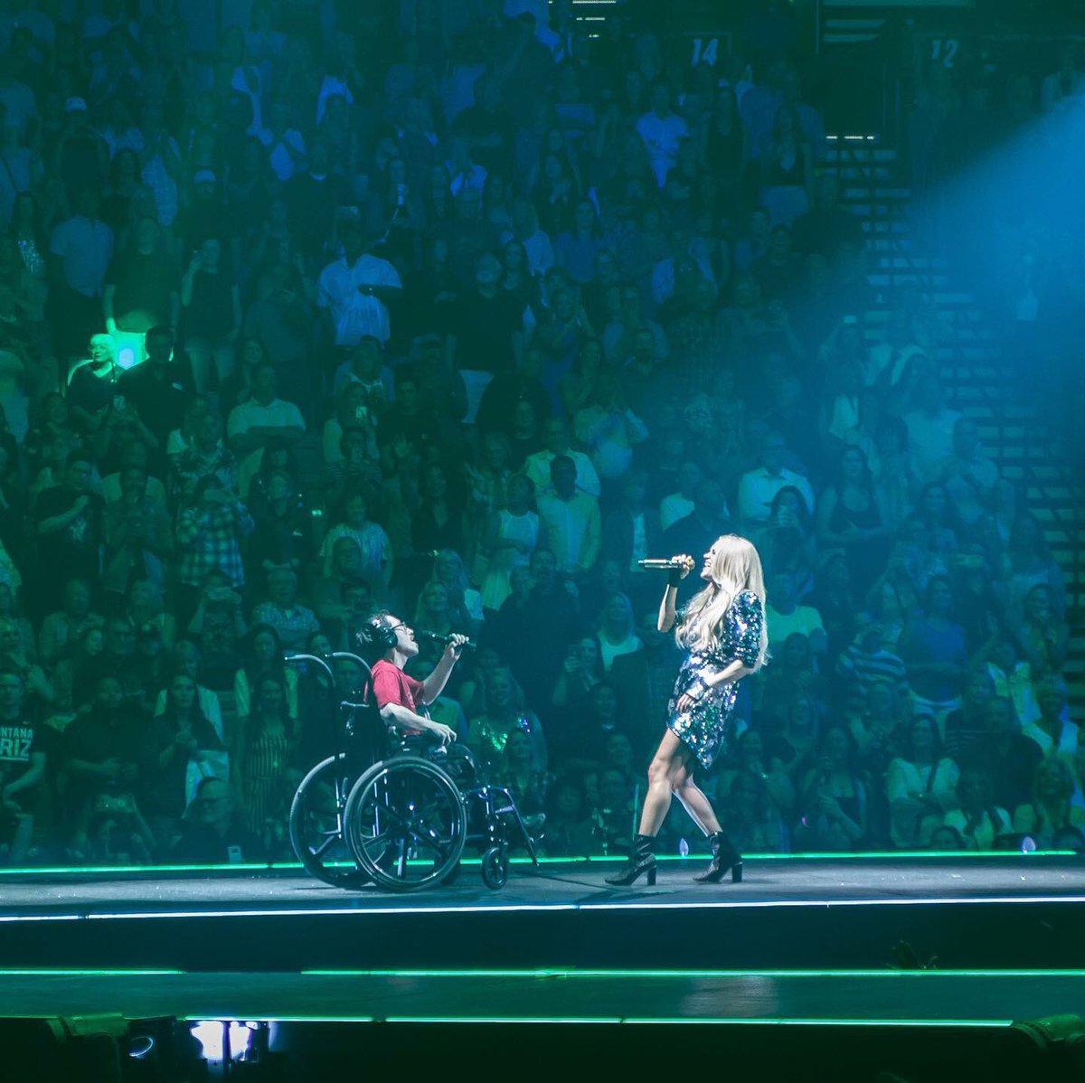 carrieunderwood's tweet photo. My “Champion” tonight! Steven, you were amazing!!! Thanks, Las Vegas, for showing us all so much love! You were an incredible crowd! 😘#CryPrettyTour360 #Vegas https://t.co/AsTSOyr2tW