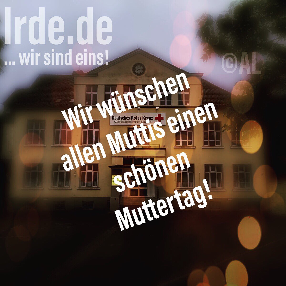 Wir wünschen allen Muttis dort draußen einen schönen Muttertag! Ihr seid klasse!!

Wir für alle ! #AuchDu

#gemeinsamStark #LebensretterDeutschland #JugendZukunft #retterfit #ehrenamt #ehrenamtverbindet #leibundseele #mehralsnureinhobby #hilfeausleidenschaftmitherz