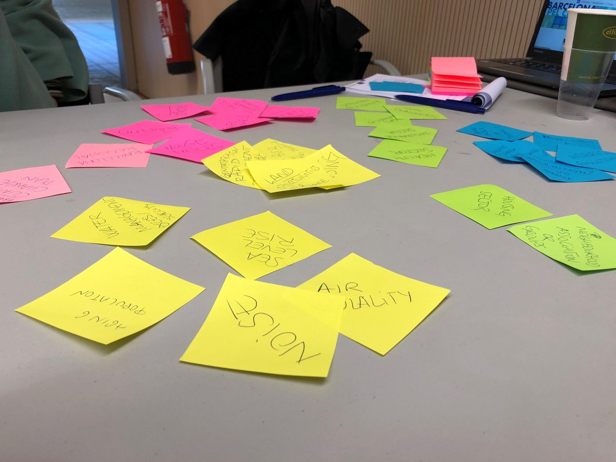 jmsabate's tweet photo. ....the brainstroming  #CopernicusHackathon and #SmartCity. Now is time to merge #OpenData sources and #Sentinel. #CopHackBCN19 https://t.co/pSie3XJSuj