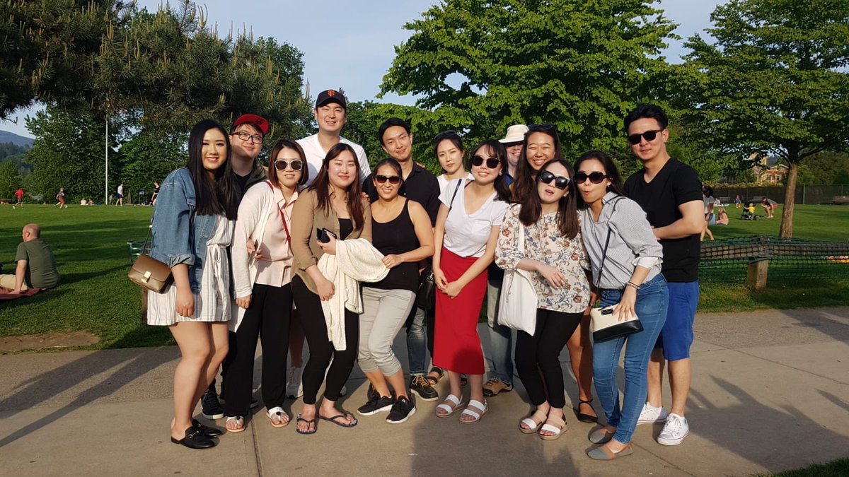 truong_lillianw's tweet photo. Saying bye to my #Hanin #workfam for the second time has been difficult. I absolutely ❤️ being part of this tight knit team. I will never forget our gym times, my Sunday Crew, &amp; ramen lunches! Could not have asked for a better team or leader! So lucky to have worked w/you all! https://t.co/104XYFSrXE