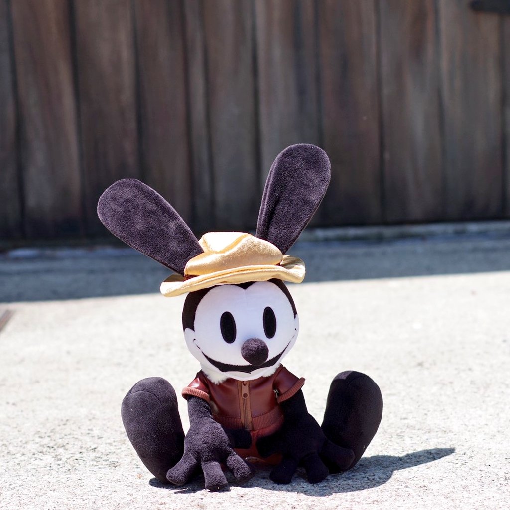RUNWALD's tweet photo. 癒されるー🐰
オズワルドなんでこんな可愛いのにマイナーキャラなんだろ。勿体ない。 https://t.co/SYL1QJaY9b