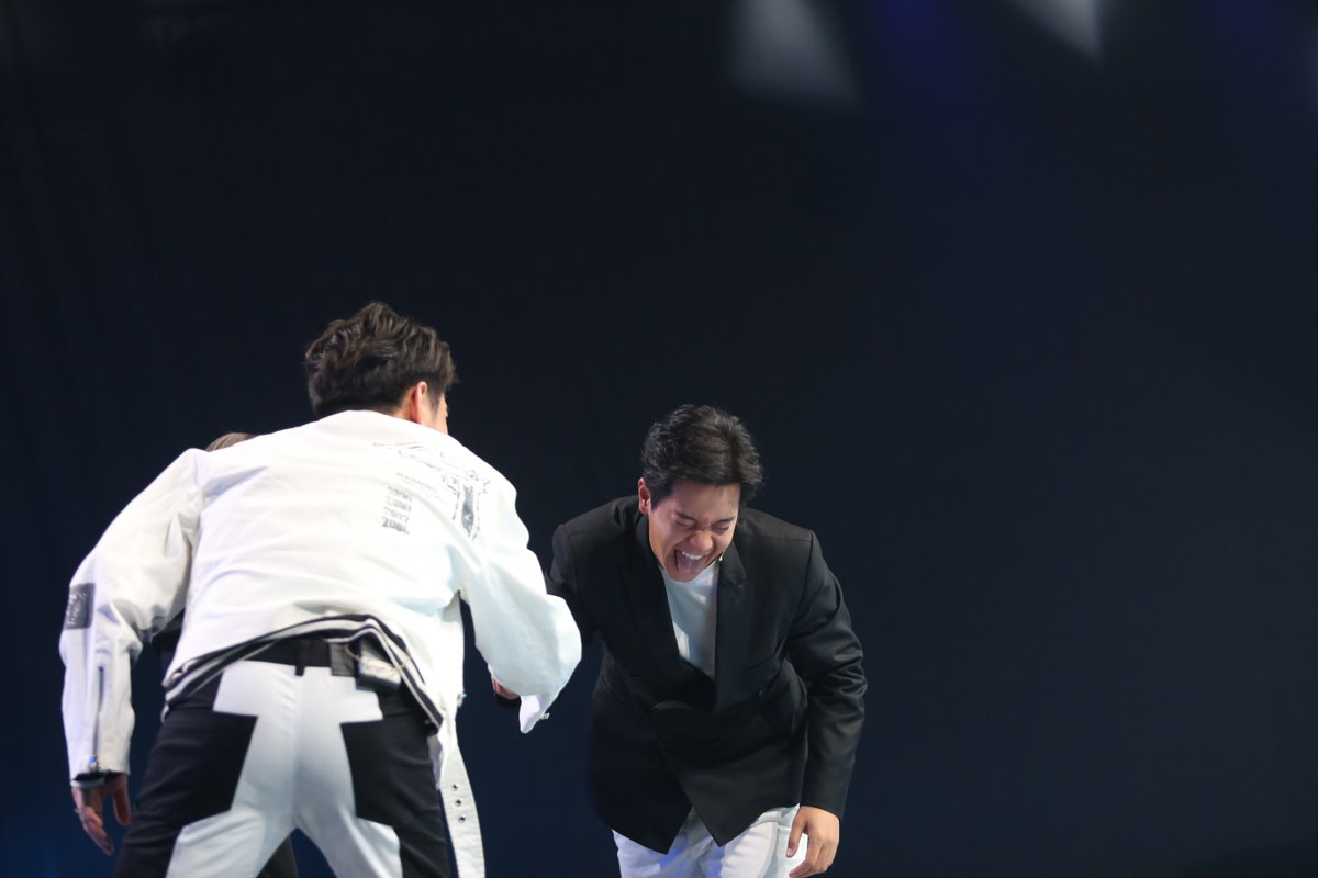 onehdthailand's tweet photo. จับมือกันลุ้นแทน #SingerJiew ต่อไป
#TheDuetร้องล่าคู่ https://t.co/hiYD5oi4sq