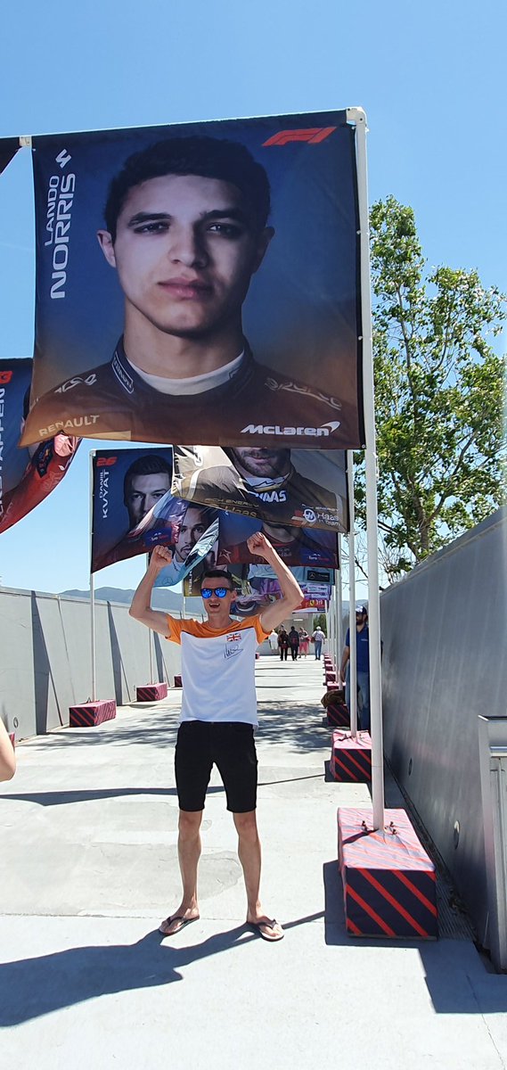 RichardBchef's tweet photo. Good luck today @LandoNorris https://t.co/ylzWQAXtJR
