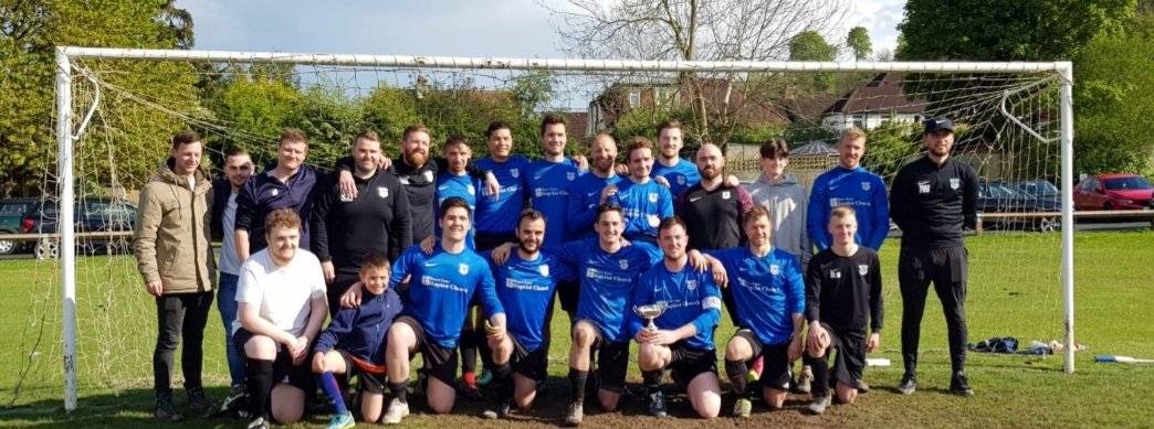 HayesAmbassFC's tweet photo. Mike Laxton Cup Champions 2019 - Hayes Ambassadors FC. 

Winners 3-2 on penalties after drawing 3-3 aet. 

Goals from David Patten, Tim Sheehan &amp; Josh Vincent.

Pens scored - Sam Muir, Josh Vincent, Tim Sheehan

MOTM - Sam Barrow - 4 pens saved in a row. https://t.co/6CBeQOE6qM