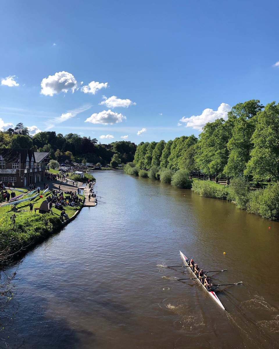 emilycmo's tweet photo. Busy week racing at BUCS and Shrewsbury Regattas with @HAURowing 🚣‍♂️ a great experience, and we always have the best leggings about 🚜😅 https://t.co/Mv4Gq6JWTP